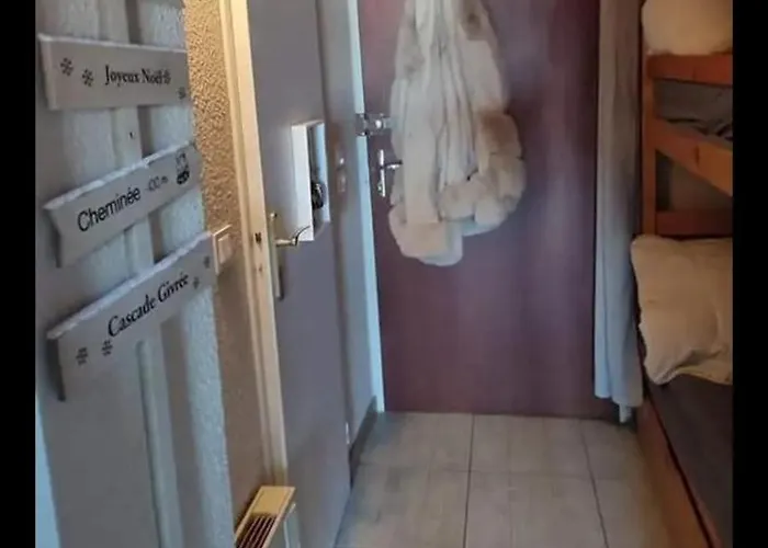 Stations De 6 Couchages * Les Angles (Pyrenees-Orientales)